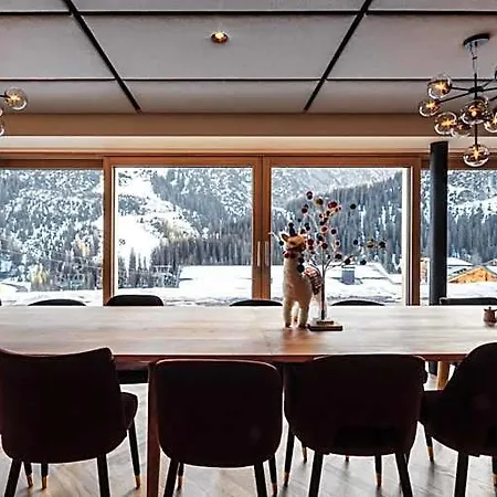 Burgi's - Adults Only Bed & Breakfast Lech am Arlberg