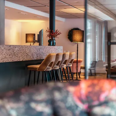 Burgi's - Adults Only Bed & Breakfast