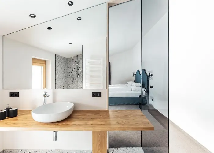 Burgi's - Adults Only Bed & Breakfast